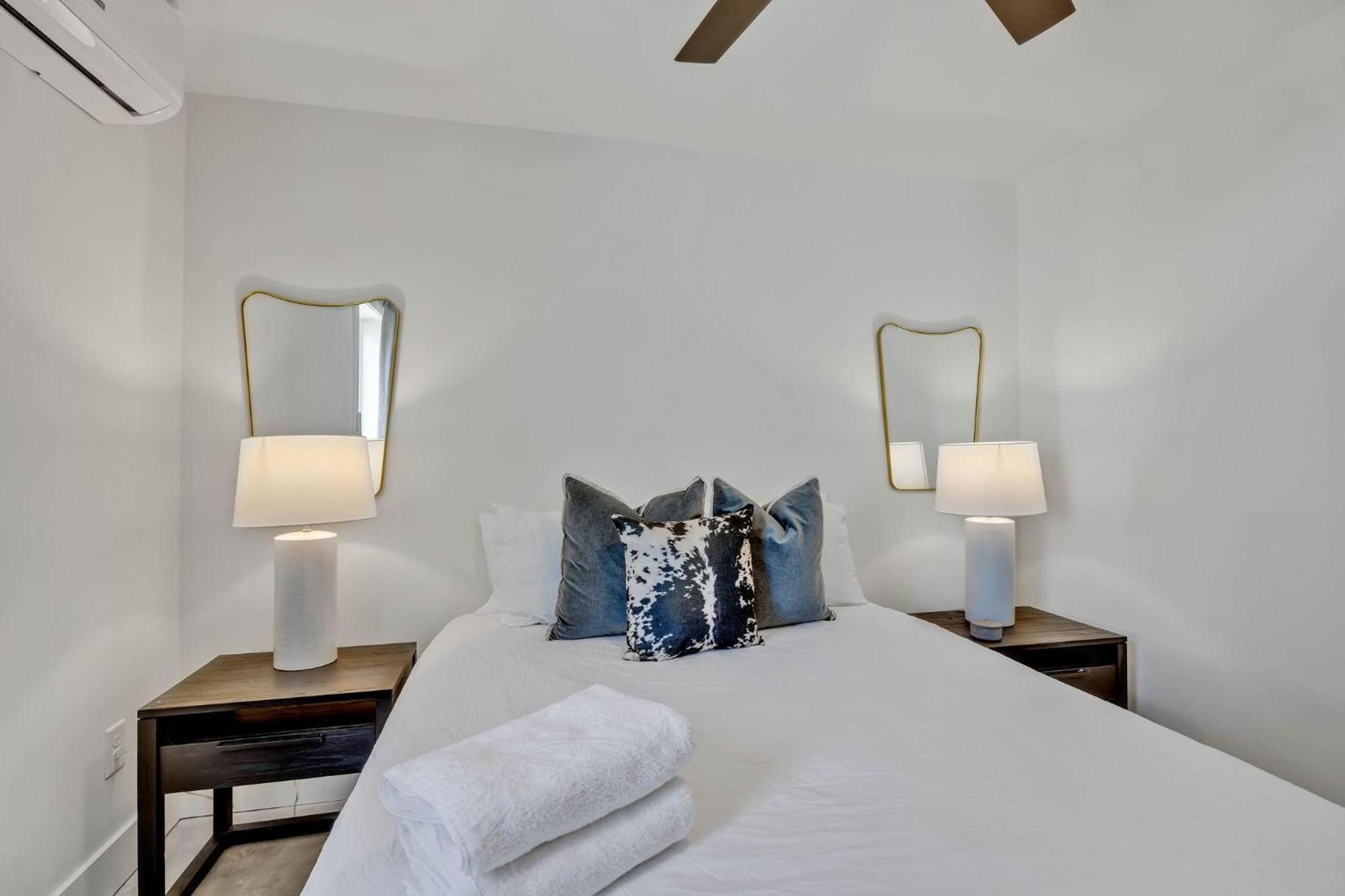 Euphony - Designer Furnishings - 5 Mins To Broadway Villa Nashville Buitenkant foto